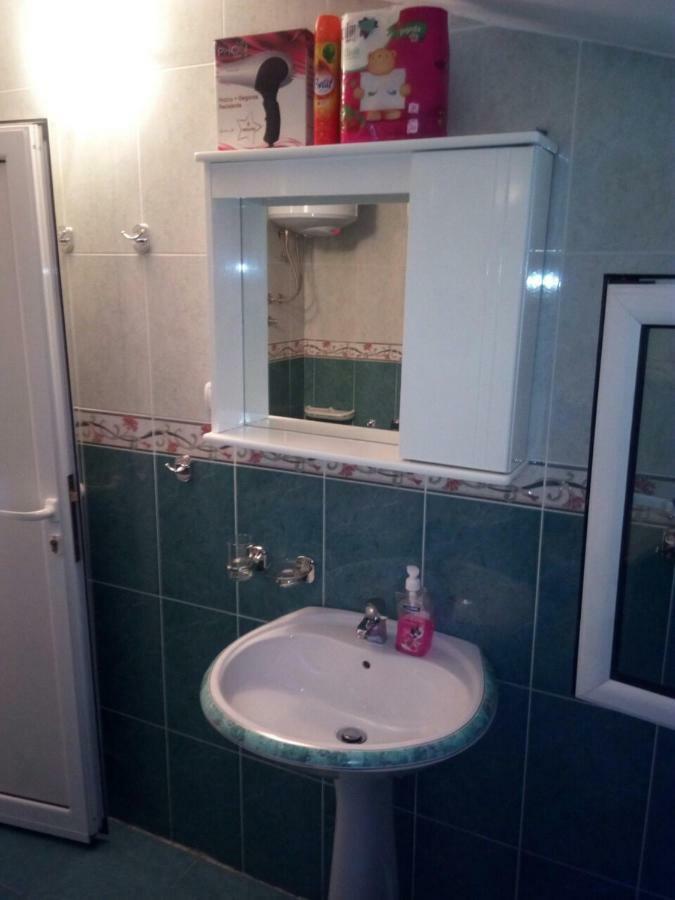 Apartmani Jasmina Котор Экстерьер фото